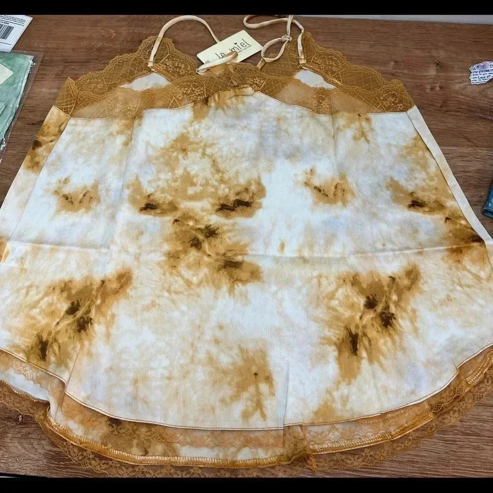 LA MIEL TIE DYE TOP - Picture 5 of 6